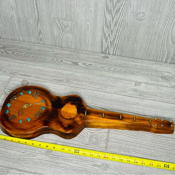vintage handmade wooden lacquered wall art guitar clock decoration with gems - Picture 8 of 9